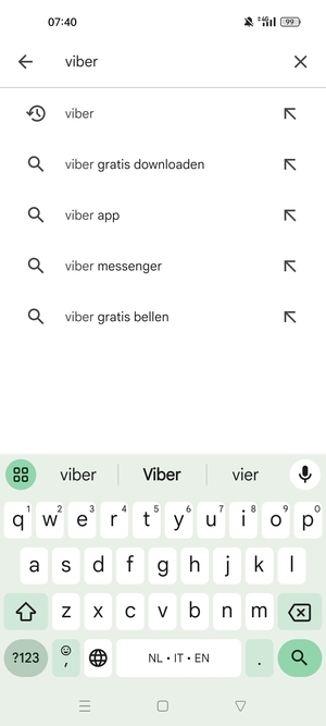 Voer de app-naam in en selecteer Zoeken