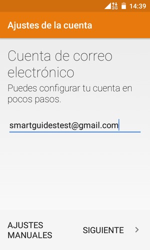 Introduzca su dirección de correo electrónico de Gmail o Hotmail y seleccione SIGUIENTE