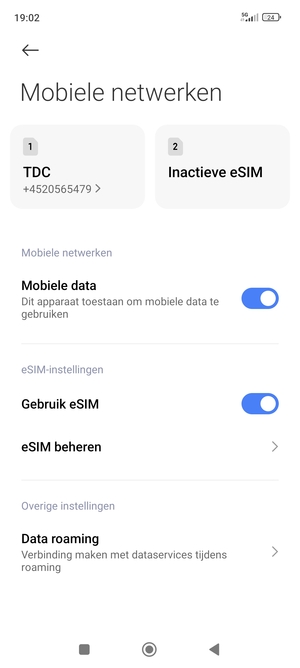 Scroll naar en selecteer Data roaming