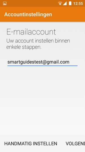 Voer uw Gmail of Hotmail adres in. Selecteer VOLGENDE