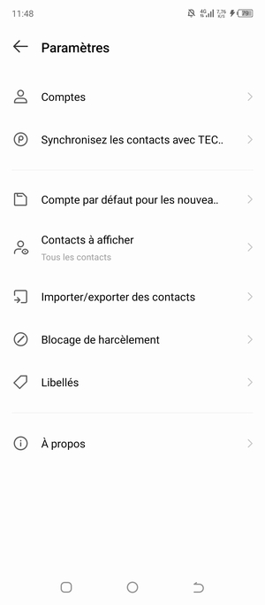 Faites défiler et sélectionnez Importer/exporter des contacts