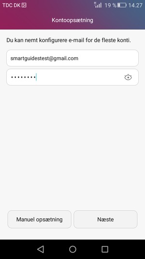 Indtast din Gmail eller Hotmail adresse og adgangskode. Vælg Næste