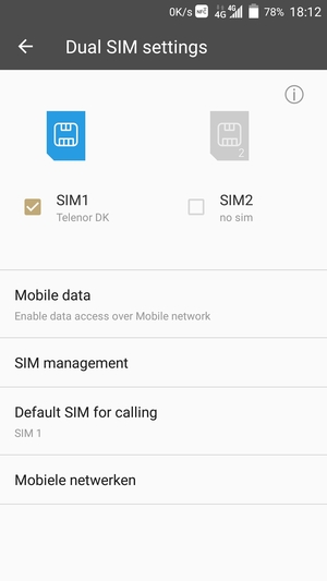 Selecteer SIM1 of SIM2 en selecteer Mobiele netwerken