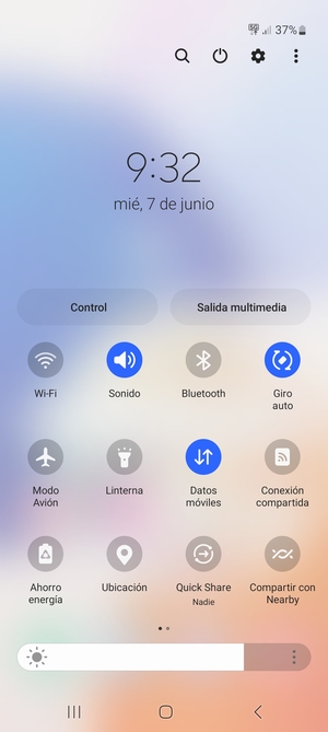 Seleccione Sonido para cambiar el modo de vibración