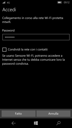 Inserisci la password del Wi-Fi e seleziona Fatto
