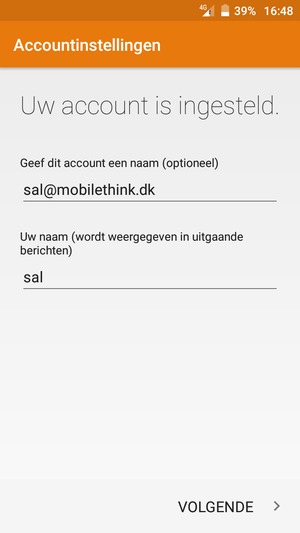 Geef uw account een naam en voer uw naam in. Selecteer VOLGENDE