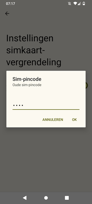 Voer uw Oude sim-pincode in en selecteer OK