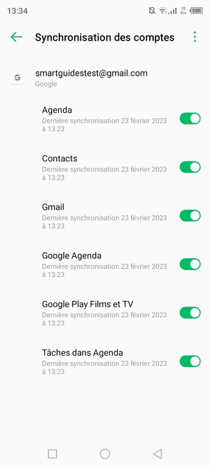 Assurez-vous que Contacts est sélectionné et sélectionnez le bouton du Menu