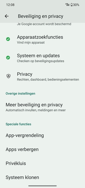 Scroll naar en selecteer Meer beveiliging en privacy