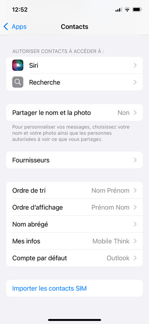 Sélectionnez Importer les contacts SIM