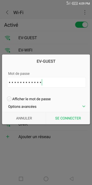 Saisissez le mot de passe du Wi-Fi et sélectionnez SE CONNECTER