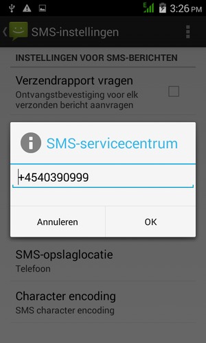 Voer het SMS-servicecentrum nummer in en selecteer OK