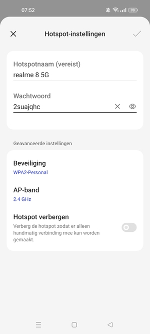 Voer een wachtwoord van een WiFi-hotspot in van ten minste 8 tekens en selecteer OK