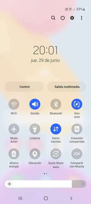 Seleccione Sonido para cambiar el modo de vibración