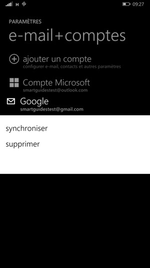 Appuyez longuement sur votre compte Google et sélectionnez synchroniser