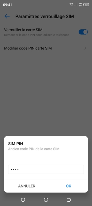 Saisissez votre Ancien code PIn de la carte SIM et sélectionnez OK
