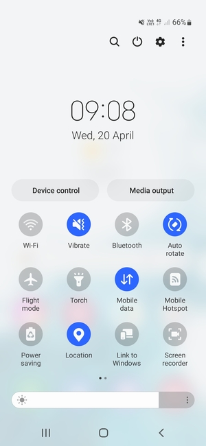 Select Vibrate to change to silent mode