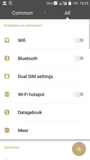 Selecteer Dual SIM settings