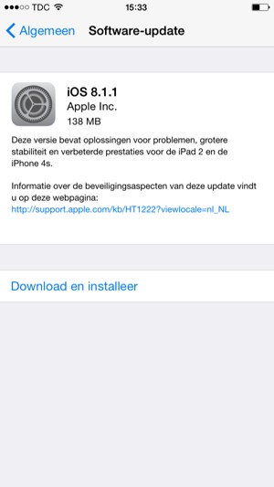 Als uw iPhone niet up-to-date is, selecteert u Download en installeer