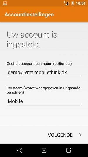 Geef uw account een naam en voer uw naam in. Selecteer VOLGENDE