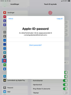 Skriv inn Apple-ID-passord og velg Logg på