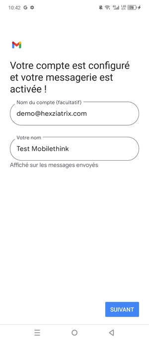 Donnez un nom à votre compte et saisissez votre nom. Sélectionnez SUIVANT