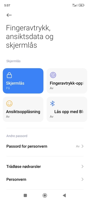 Telefonen din er nå sikret med en skjermlås