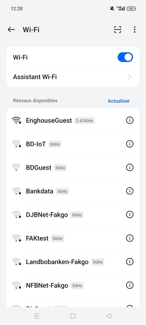 Sélectionnez le réseau sans fil auquel vous souhaitez vous connecter