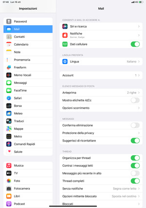 Scorri e seleziona Mail e poi Account
