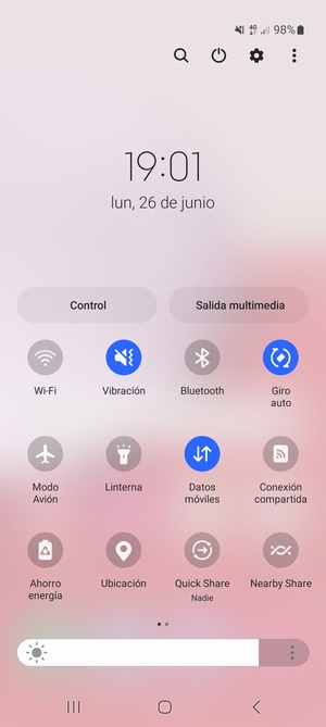 Seleccione Vibración para cambiar al modo silencio