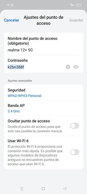 Introduzca una contraseña de punto de acceso Wi-Fi de al menos 8 caracteres y seleccione Guardar