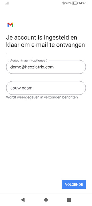 Geef uw account een naam en voer uw naam in. Selecteer VOLGENDE