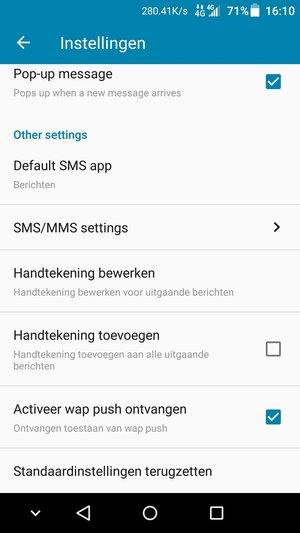 Scroll naar en selecteer SMS/MMS settings
