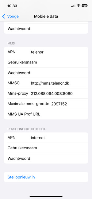 Scroll naar en selecteer Stel opnieuw in