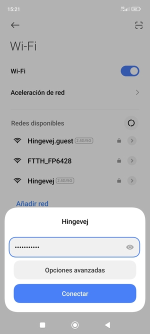 Introduzca la contraseña de Wi-Fi y seleccione Conectar