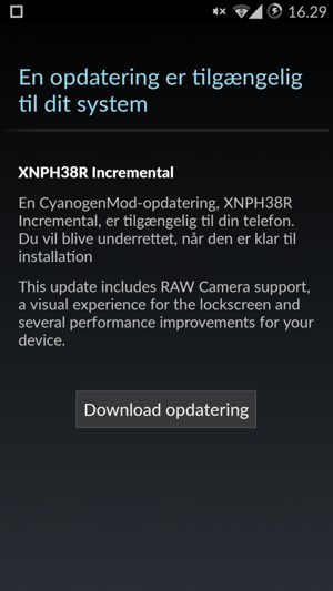 Hvis din telefon ikke er opdateret, vælg Download opdatering