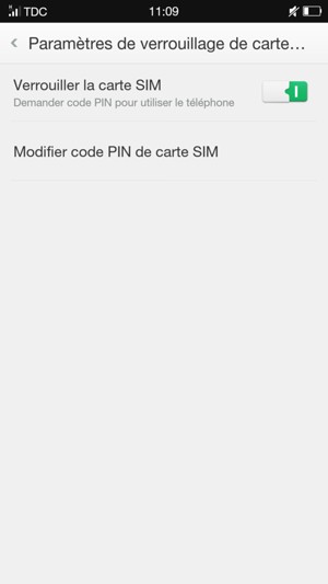 Activez l'Verrouiller la carte SIM et sélectionnez Modifier code PIN de carte SIM