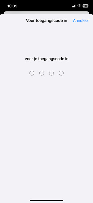 Voer uw wachtwoord voor de telefoonvergrendeling in als deze al geactiveerd is op uw telefoon