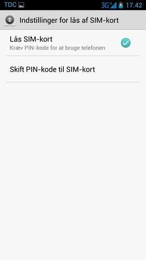 Marker tjekboksen Lås SIM-kort og vælg Skift PIN-kode til SIM-kort