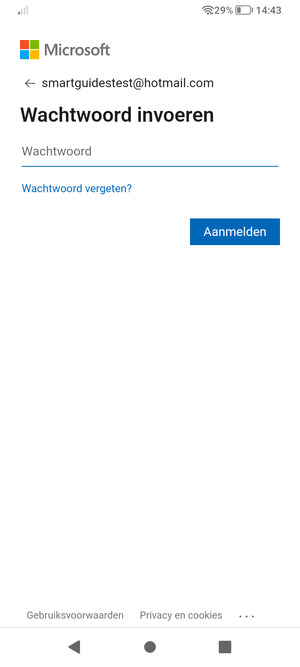 Voer uw Hotmail wachtwoord in en selecteer Aanmelden