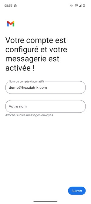 Donnez un nom à votre compte et saisissez votre nom. Sélectionnez Suivant