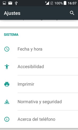 Desplácese y seleccione Acerca del teléfono