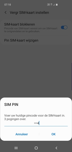 Voer uw Huidige pincode voor de SIM-kaart in en selecteer OK