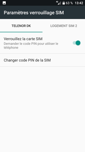 Sélectionnez Public puis Changer code PIN de la SIM