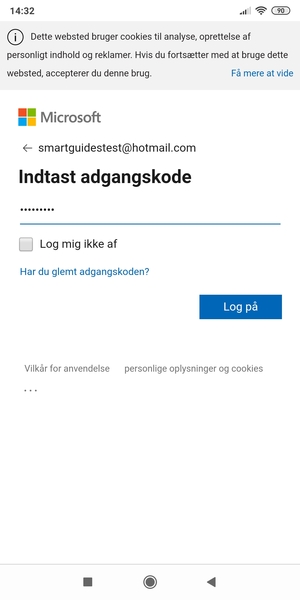 Indtast din Hotmail adgangskode og vælg Log på