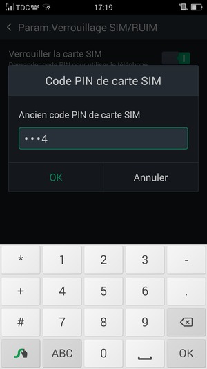Saisissez votre Ancien code PIN de carte SIM et sélectionnez OK