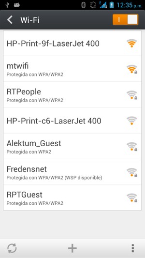 Active Wi-Fi. Seleccione la red inalámbrica a la que desea conectarse.