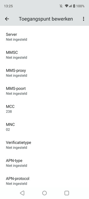 Scroll naar beneden en voer mms-gegevens in