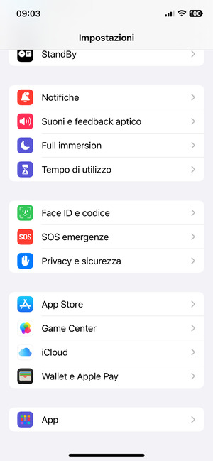 Torna al menu Impostazioni, scorri e seleziona App