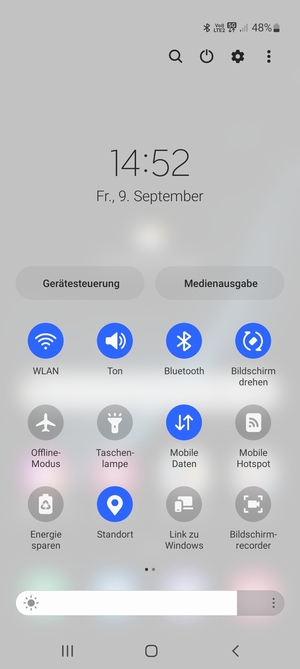 Schalten Sie WLAN und Bluetooth aus